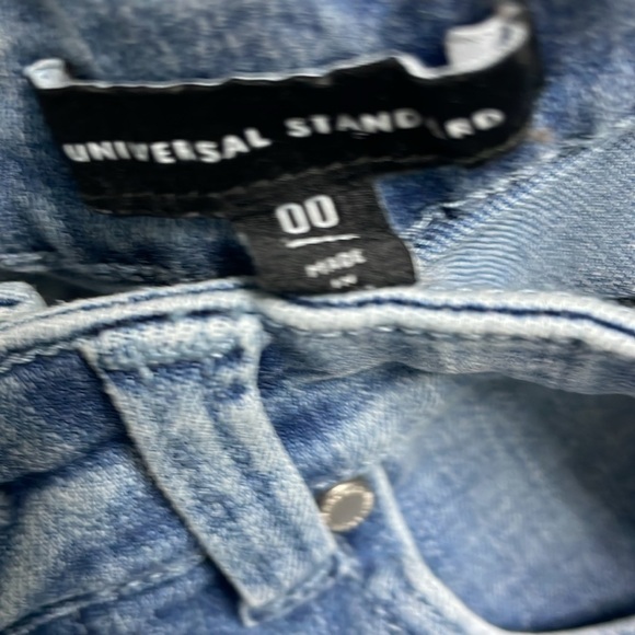 Universal Standard Cropped Boyfriend Jeans Womens size 00 Light Blue Denim - Picture 7 of 8